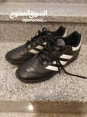  1 للبيع جوتي كرة قدم اديداس For sale Adidas football shoe