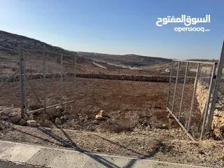  4 قطعتين مجاورتان للبيع في ضاحية النسيم دومه /دورا اول الظاهريه ، تصنيف الف بناء طابو