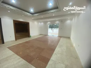  8 3Me26Fanciful 10BHK Commercial Villa in MQ