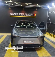  2 - Toyota bZ4X 2023  كهربائية بالكامل  فئة Long Range Pro  دفع أمامي