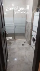  8 شقه للايجار مفروشه