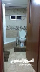  8 سكن مشترك للبنات فقط- شاغر لبنت طالبة او موظفة في غرفة ثنائية حي الجامعة الاردنية