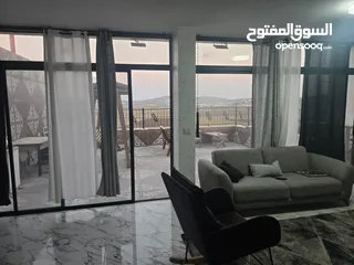  4 شقة روف للبيع