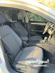  7 Volkswagen Passat 2020