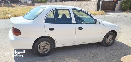  4 هيونداي موديل 1995