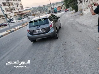  8 بريوس سي 2014 بحاله ممتازه للبيع بسعر منافس
