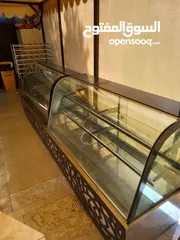  1 ثلاجات عرض كيك/ دلي للبيع بسعر مغري