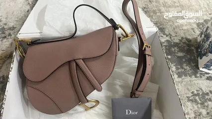  3 شنطة يد Dior