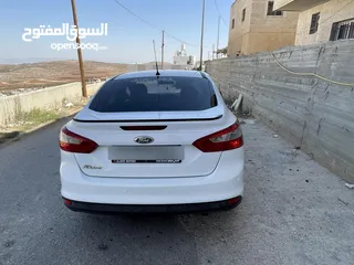  8 فورد فوكس 2012
