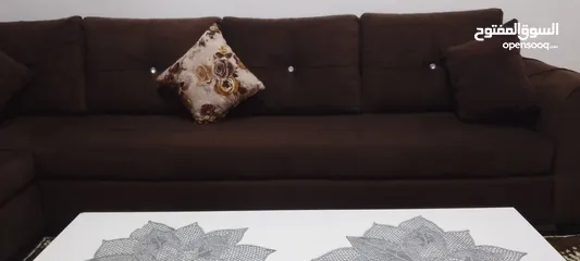  4 كورنر كينج  حجم كبير  مش صغير 078045819 لتواصل