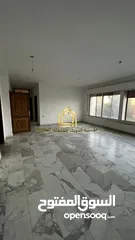  1 شقة طابقية - الرابية - 3نوم ماستر - 320م
