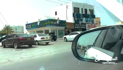  11 غرف للموظفات و الطالبات