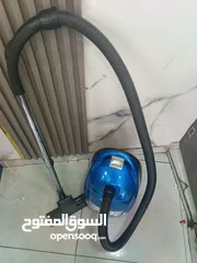  3 مكنسه كهربائيه  مستعمله وحالتها كتير ممتازه