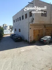 2 مخزن تجاري للبيع خلو بالقرب من بريد بيتونيا
