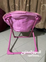  2 كرسي اطفال ( بحالة جيدة جدا )