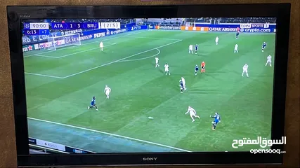  1 شاشه سوني بحاله ممتازه