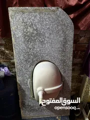  3 مجلى حمام  مع مغسلة بحالة جيدة للبيع الي معني يتواصل معي عالرقم