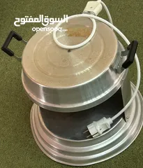  1 فرن كهرباء وشواية للخبز والصواني