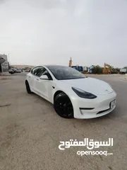  5 تيسلا مودل 3 ....(2023)ستاندر بلسس لون ابيض للبيع