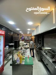  13 مطعم شاورما وسناك شارع الجامعه مقابل مجدي مول