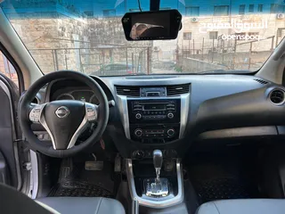  7 نيسان نفارا 2022اتومات 4x4  اصل برايفت   عداد 75000km اصلي