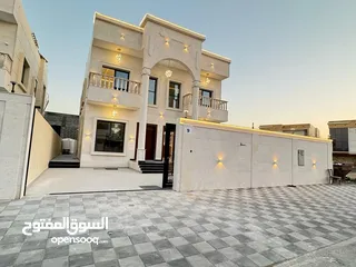  2 للايجار فيلا بمنطقة الزاهيه تصميم القصور قريب شارع الشيخ محمد بن زايد بسعر لقطه