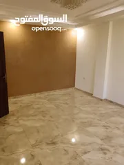  29 عمارة ثلاث طوابق للبيع في المنارة بسعر لقطة