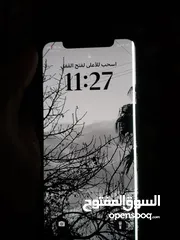  2 ايفون اكس اس للبدل على ايفون 11 حتى لو مغير فيه اشي عادي مع دفع فرقيه بسيطه