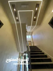  9 شقق فاخرة للبيع مساحات 184م