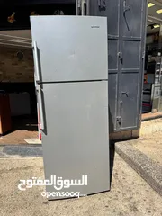  1 ثلاجة بحالة ممتازة للبيع