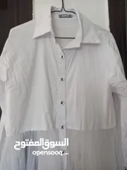  1 قميص أبيض شيفون جديد لم يلبس وبوط عرائس جديد