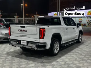  4 GMC Sierra