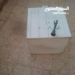  1 خزان 200لتر خارجي حوالي عشر قوارير نظيف