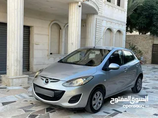  2 مازدا زوم 2 موديل 2012 وارد الوكالة الاردنية فحص كامل 7 جيد لون سلفر