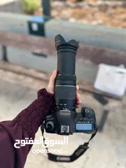  1 كاميرا Canon 5D Mark II مع عدسة زوم بسعر مغري!