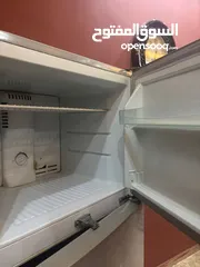  4 للبيع ثلاجه بحاله الوكاله
