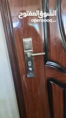  4 رامي هارون صيانة ابواب امان