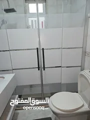  21 شقه للبيع بموقع مميز جدا بسعر مغرى