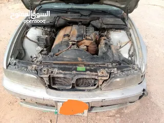  6 بي ام فيه خامسه