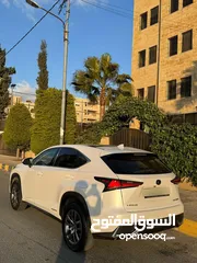  3 ليكزس NX 300h اعلى صنف بانوراما،اوتوسكور 80% +B وفحص كامل، وارد المركزيه بسعر مغري وقابل للبدل.