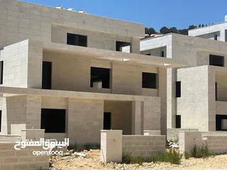  2 فلل للبيع في رام الله مشطب او عظم