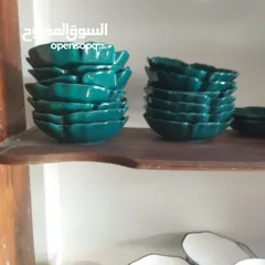 8 شروة صحون بورسلان للبيع بسعر مغري جدا