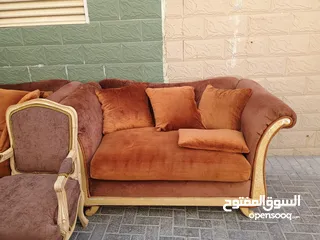  4 للبيع جلسه بحالة ممتازه 45 دينار بدون توصيل   For sale a session in excellent condition 45BD