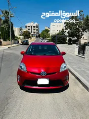  3 تويوتا بريوس2014 فحص كامل ماشيه 120000mفقط استخدام شخصي مالك واحد بحالة الوكالة للبيع من المالك