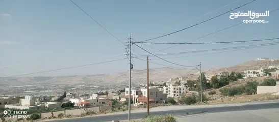  7 أرض للبيع في أبو نصير على شارعين تصلح لبناء فيلا إطلالة رائعة قريبة على شارع الأردن