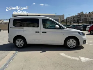  4 فولكس فاجن كادي ترخيص 2023 ماتور 2000 ديزل/ جير عادي