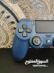  4 للبيع PlayStation 4 سلم شبه جديد اقرأ الوصف مهم