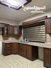  8 شقة مميزه للبيع في طبربور شارع الحج  قريب من بيت معان بسعر مغري 52000