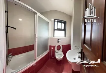  7 للايجار شقه دبلكس في سطح مرحبا قرب شارع القدس