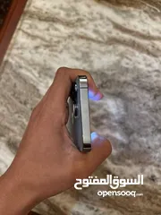  5 ايفون 13 PRO بحال الشركه ولا خدش مش مفتوح وبطاريه 89 وعلا الفحص للتواصل رقم في البايو
